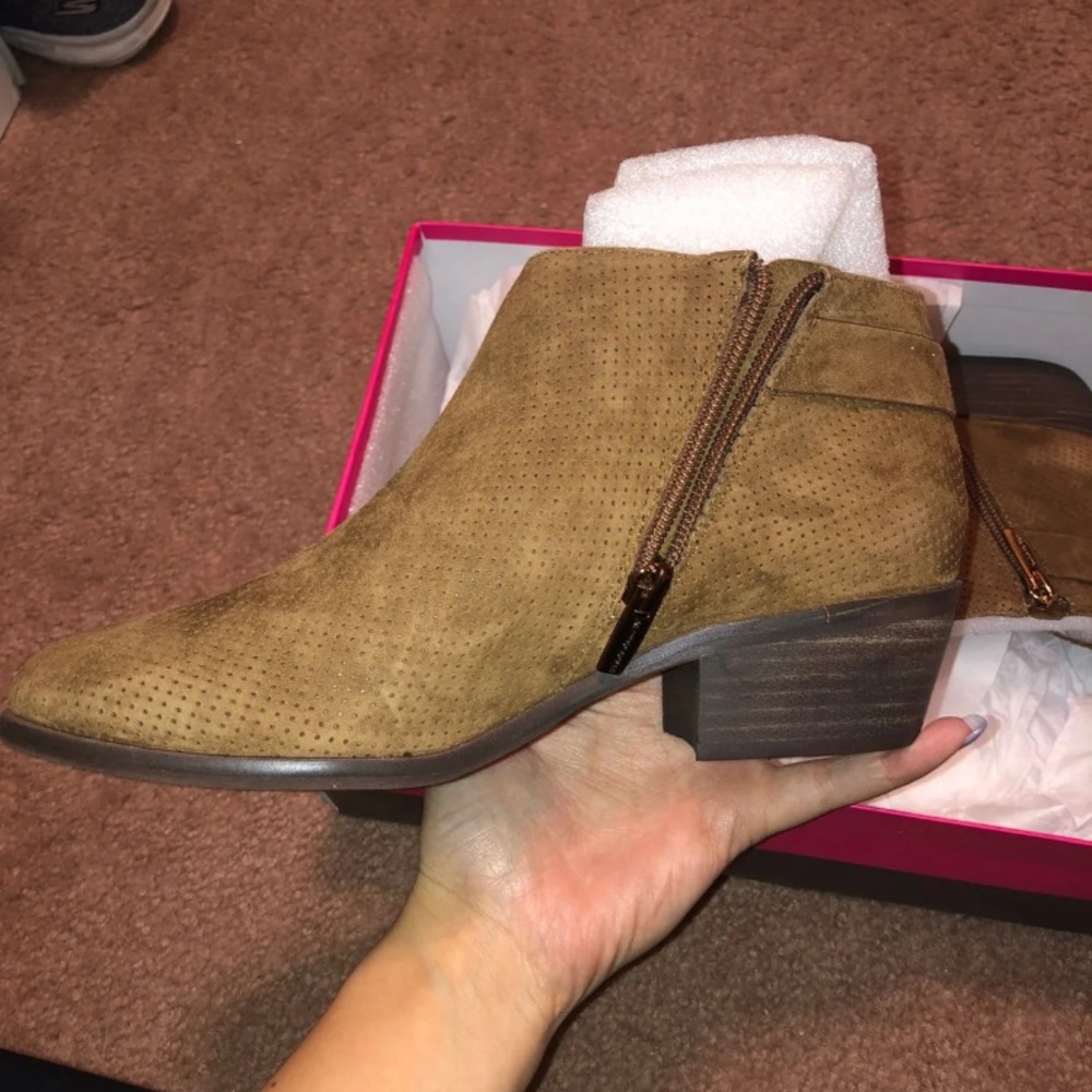Booties - Picture 3 of 3